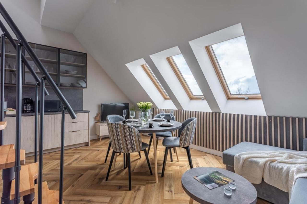 B28 Dwupoziomowy Z Basenem, Sauna, Jacuzzi - 5d Apartment